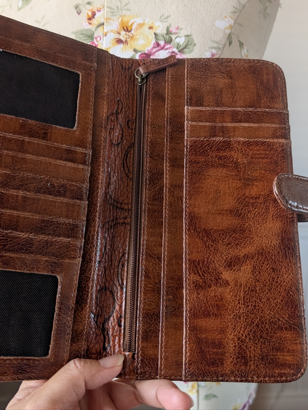 JOANEL Brown Leather Embossed Wallet Clutch - Picture 4 of 6